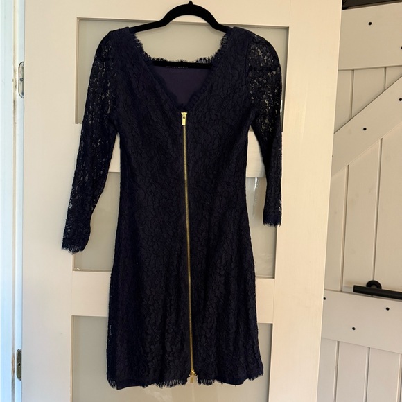 Diane von Furstenburg Navy Zarita Lace Dress Size 4 - Picture 5 of 6